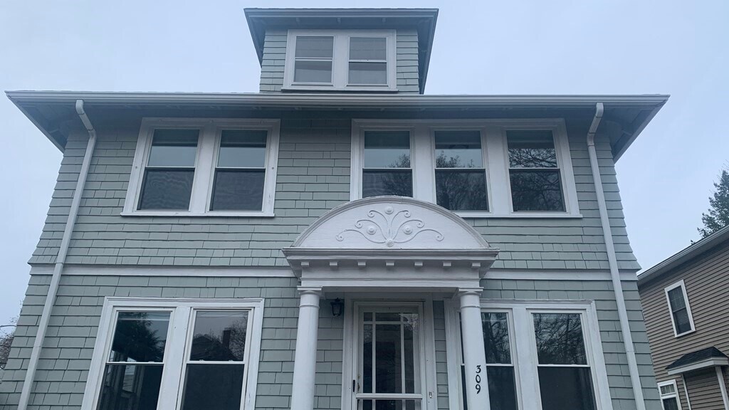 Primary Photo - 307-309-309 Tremont St