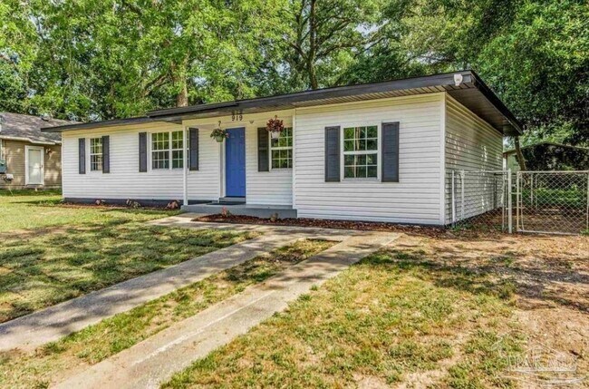 Building Photo - 919 Clearview Ave