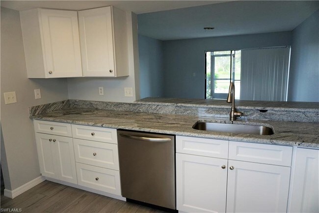 Foto del edificio - 505 SW 47th Terrace