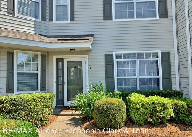 Building Photo - 5110 Cypress Point Cir