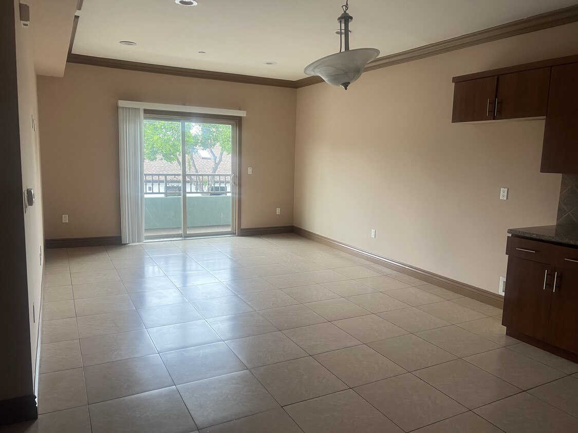 Building Photo - Rubio Villas
