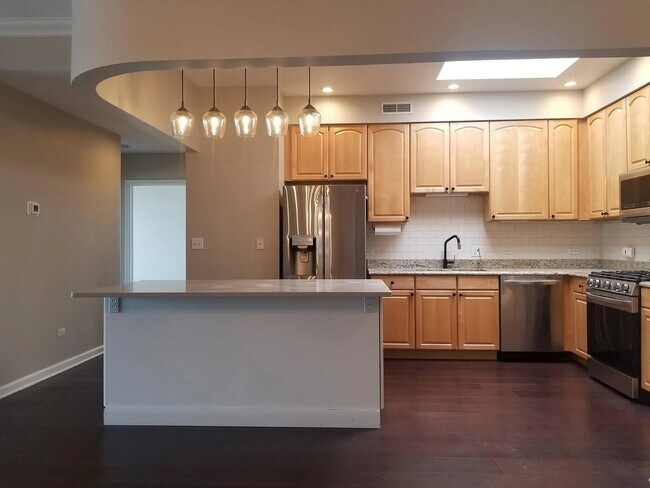 Foto del edificio - 5036 W Pensacola Ave