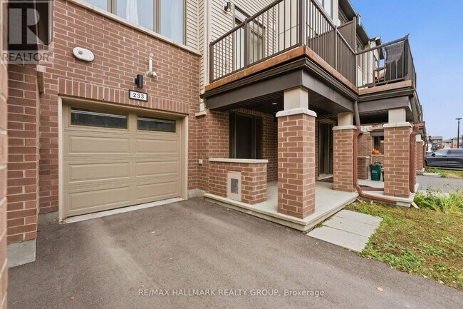 Photo du bâtiment - 233 Anyolite Private