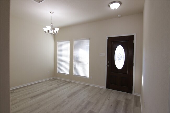 Building Photo - 15010 Calico Heights Ln