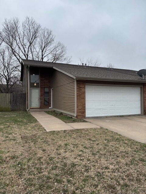 Building Photo - 1730 S Beech Ct