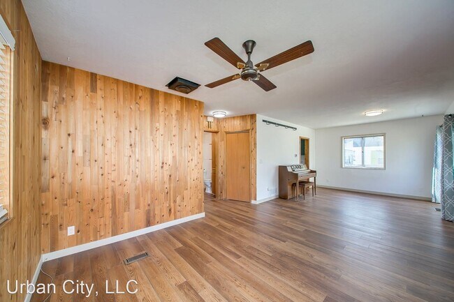 Building Photo - 4 br, 2 bath House - 5107 Ponder St