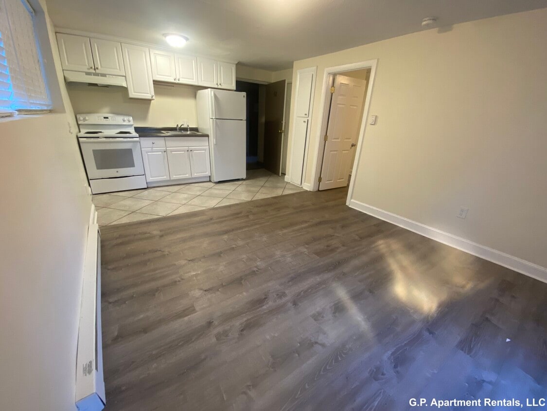 447 Pleasant St Unit 68, Melrose, MA 02176 Condo for Rent in Melrose