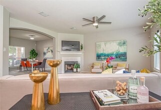 Building Photo - 30111 Luna Lakes Dr