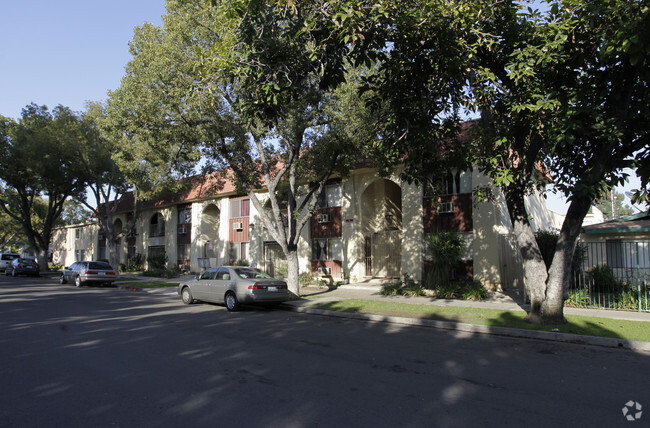 Building Photo - Garfield Apartments