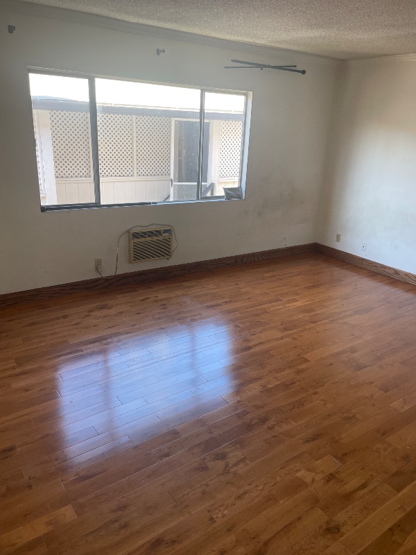 Foto principal - 5853 Virginia Ave