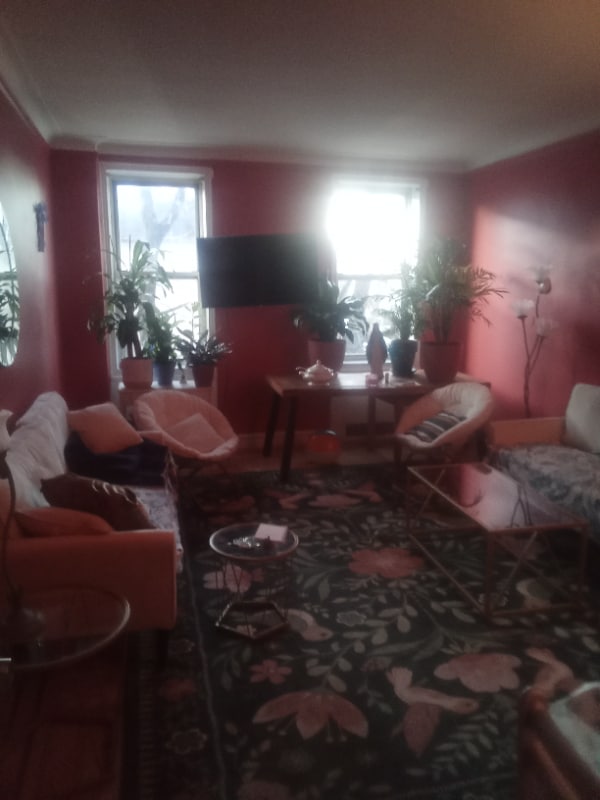 Building Photo - 1872 E 5th St