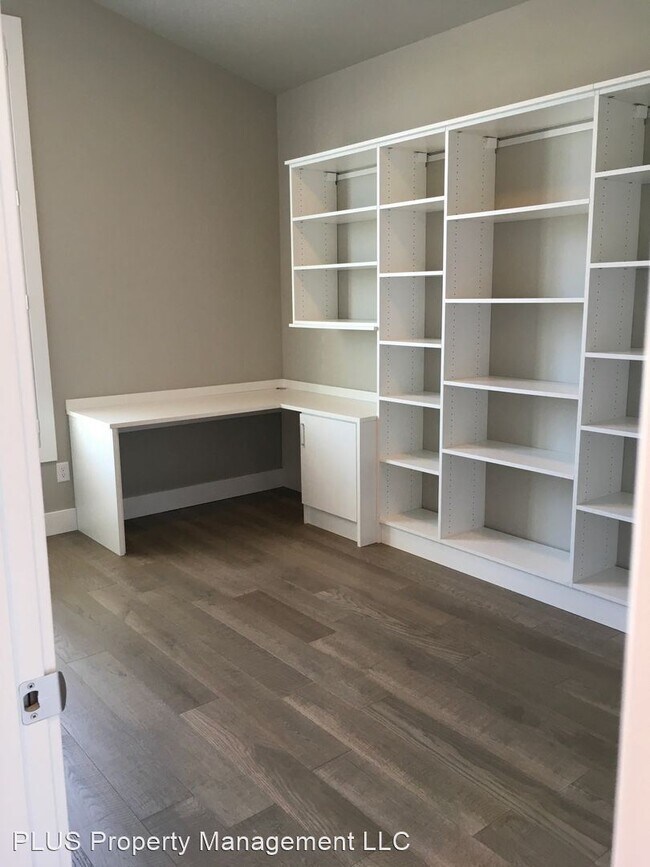 Foto del edificio - 3 br, 3 bath House - 3151 NW Hidden Ridge Dr.
