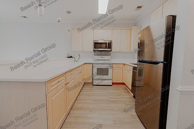 Building Photo - 4827 Magnolia Lake Dr