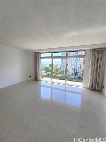 Building Photo - 1511 Nuuanu Ave