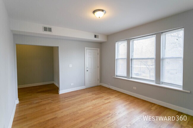 Foto del edificio - 2753 N Whipple St