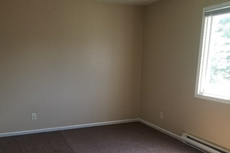Master bedroom - 4245 Sabin Dr