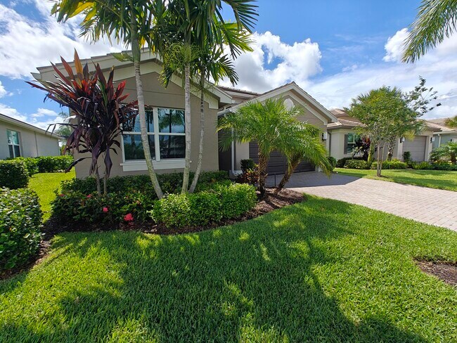 Foto del edificio - 11681 SW Hawthorne Hill Rd