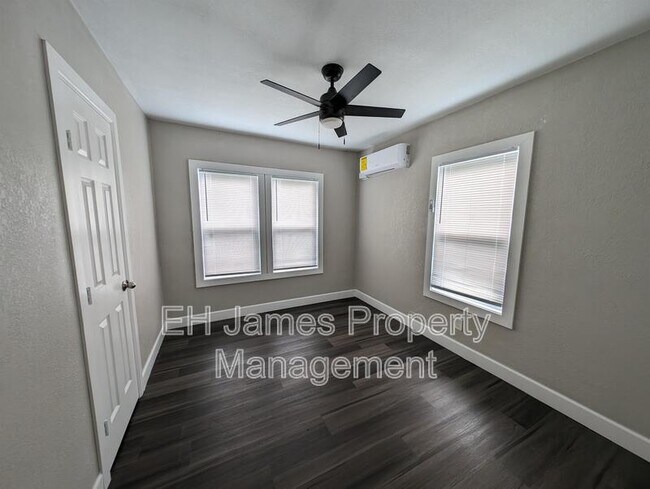 Foto del edificio - 2202 E 7th St