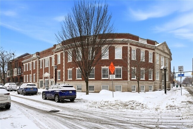 Building Photo - 40 North St