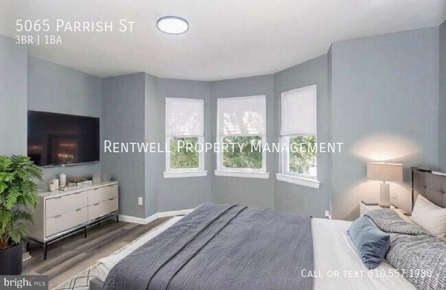 Building Photo - 5065 Parrish St