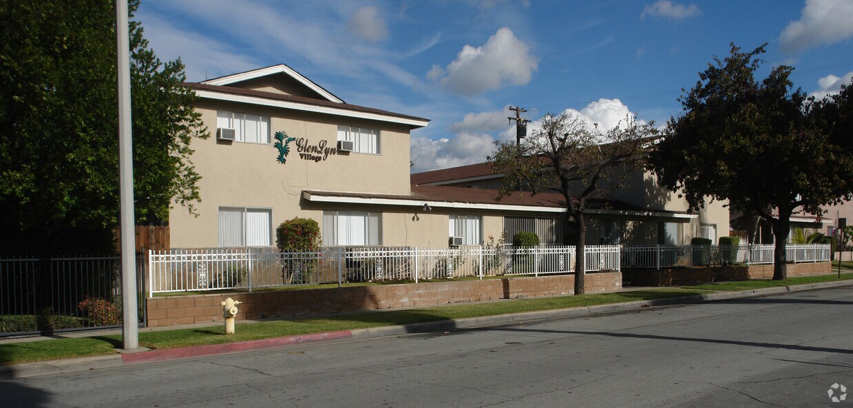 Foto del edificio - 677 E Ruddock St