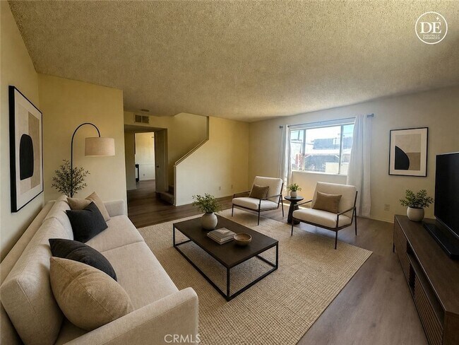 Foto del edificio - 5217 Satsuma Ave