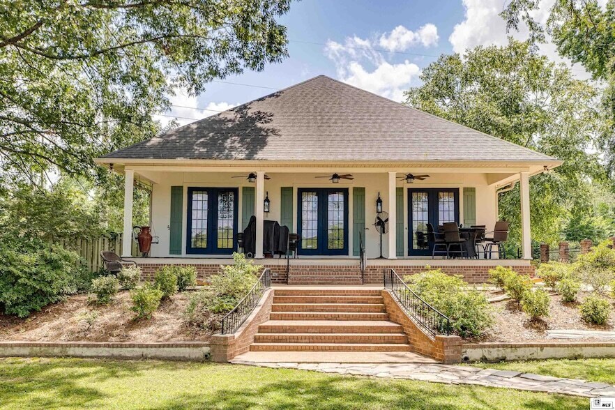 Foto principal - 237 River Oaks Dr