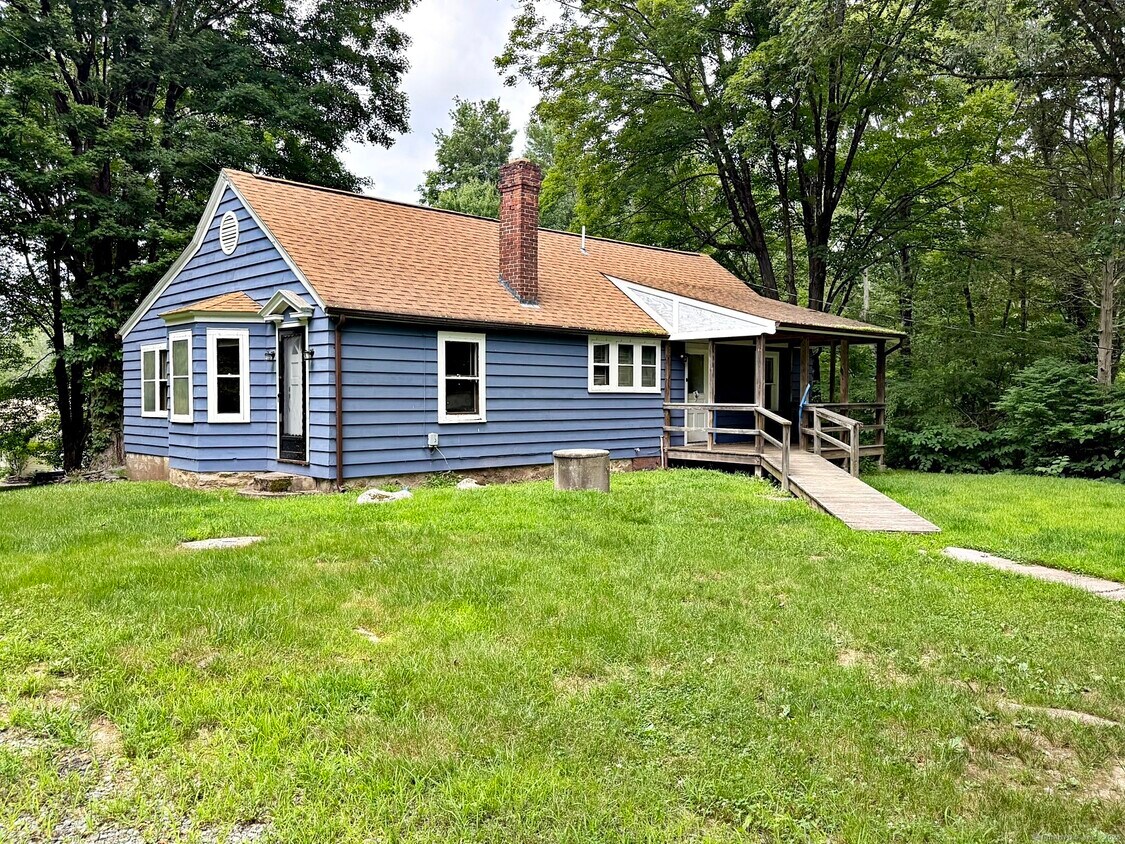 Foto principal - 140 Hammertown Rd