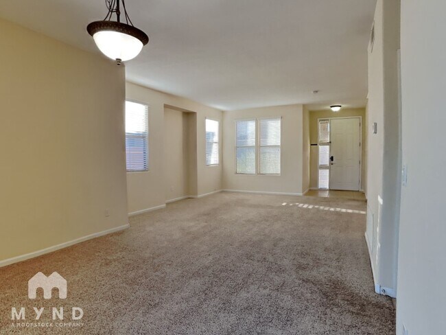 Foto del edificio - 13514 W Cypress St
