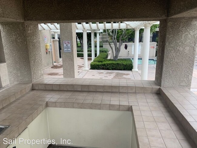 Building Photo - 2 br, 2 bath House - 21887 Southgate