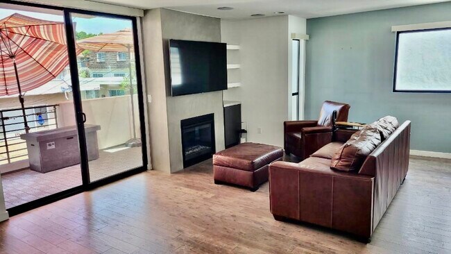 Foto del edificio - 121 E Walnut Ave