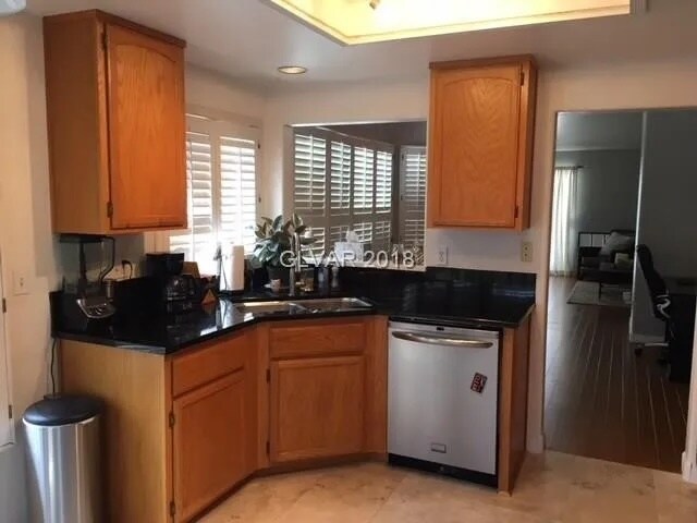 Foto del edificio - 313 Montcliff Ave