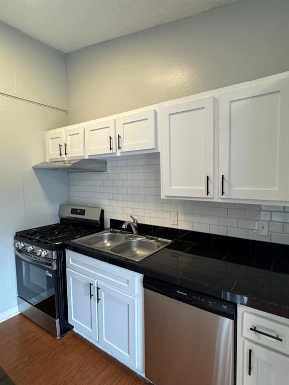 Building Photo - 608 W 51st St