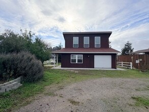 Building Photo - 8 Balma Ln