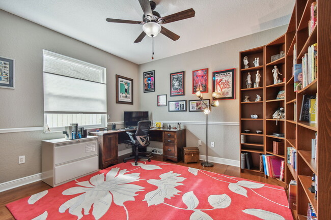 Building Photo - 2460 Rajel Ave