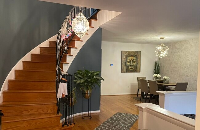 Foto del edificio - 43 Parchment Dr