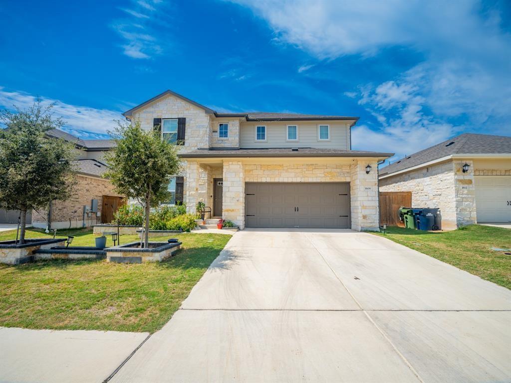 Foto principal - 1608 Longhorn Ranch Dr