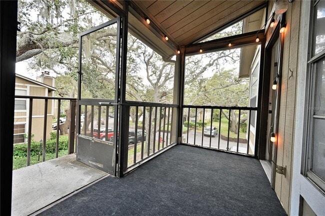 Building Photo - 14325 Hanging Moss Cir