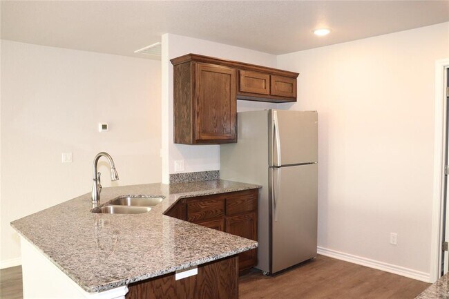 Building Photo - 141 Ellis Ct