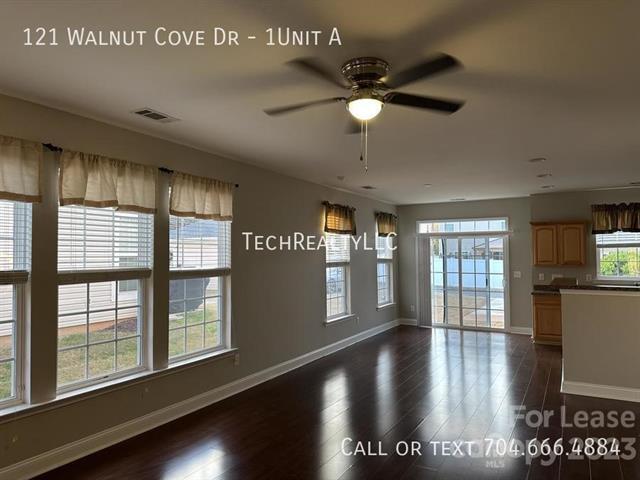 Building Photo - 121 Walnut Cove Dr