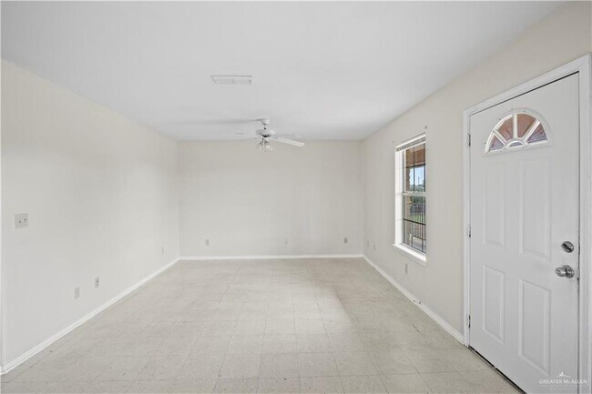 Foto del edificio - 800 W Javelina Dr