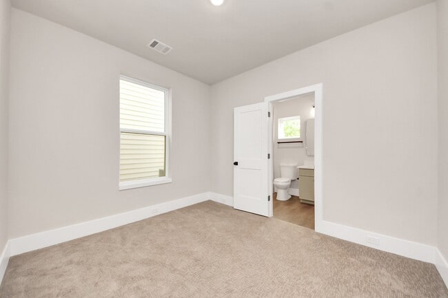 Foto del edificio - 783 Mansfield St