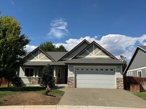 Building Photo - 1707 Ashford Way
