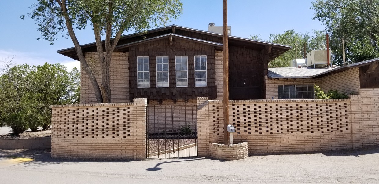 8479 Alameda Ave, El Paso, TX 79907 House Rental in El Paso, TX