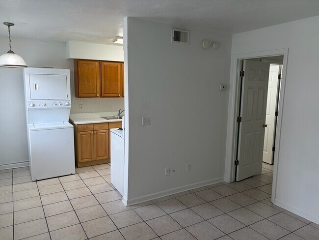 Foto del edificio - 207 Lovelace Dr
