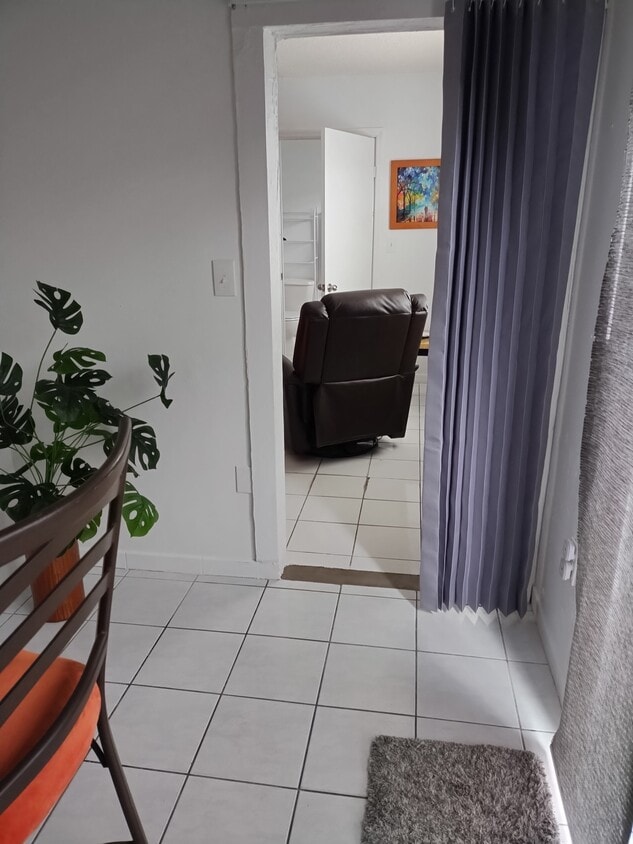 Foto principal - 6999 W 25th Ave