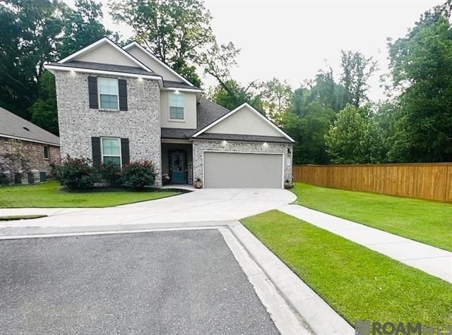 Building Photo - 7631 Trailview Dr