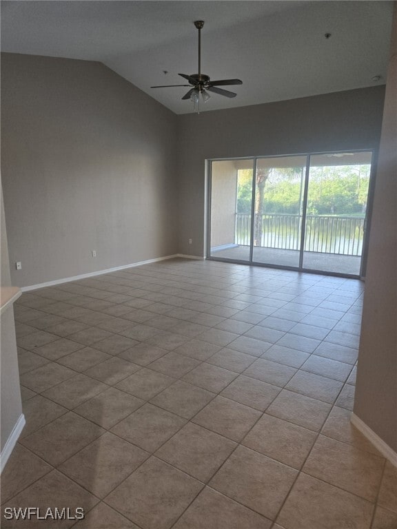 Foto del edificio - 10344 Whispering Palms Dr