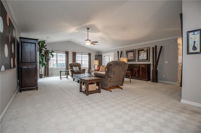 Building Photo - 4 W La Quinta Ct