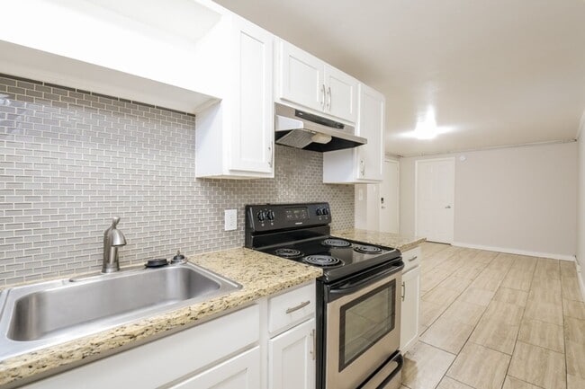 Building Photo - 1055 Ammons St